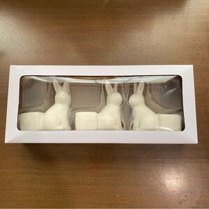 Target Bullseye Easter Bunny Plant Stand Figurals 3 Count White NWT